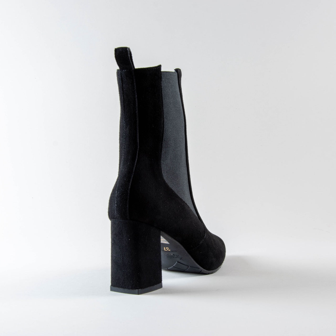 Stivaletto Boston – Camoscio Nero