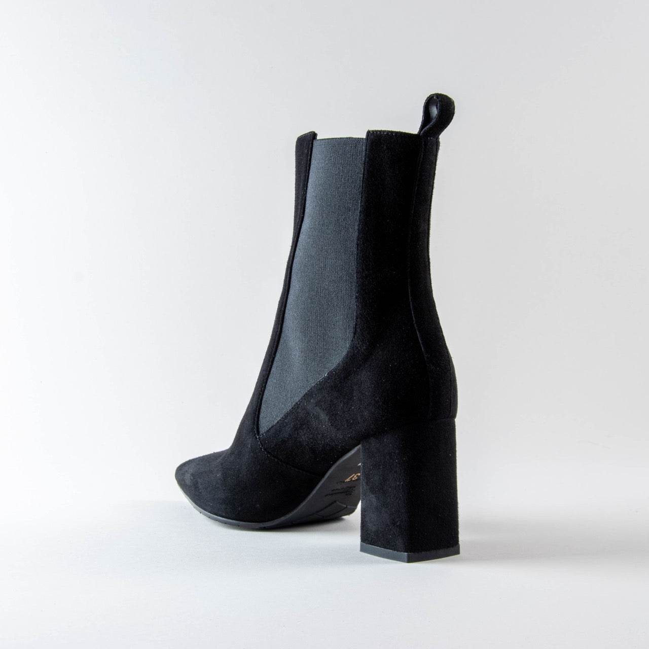 Stivaletto Boston – Camoscio Nero